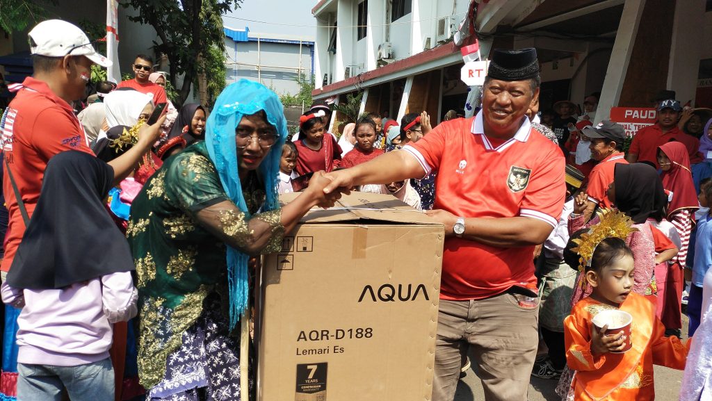 Haji Tahta Yujang Taba Rayakan 17 Agustus di Kelurahan Kamal Muara Jakarta Utara